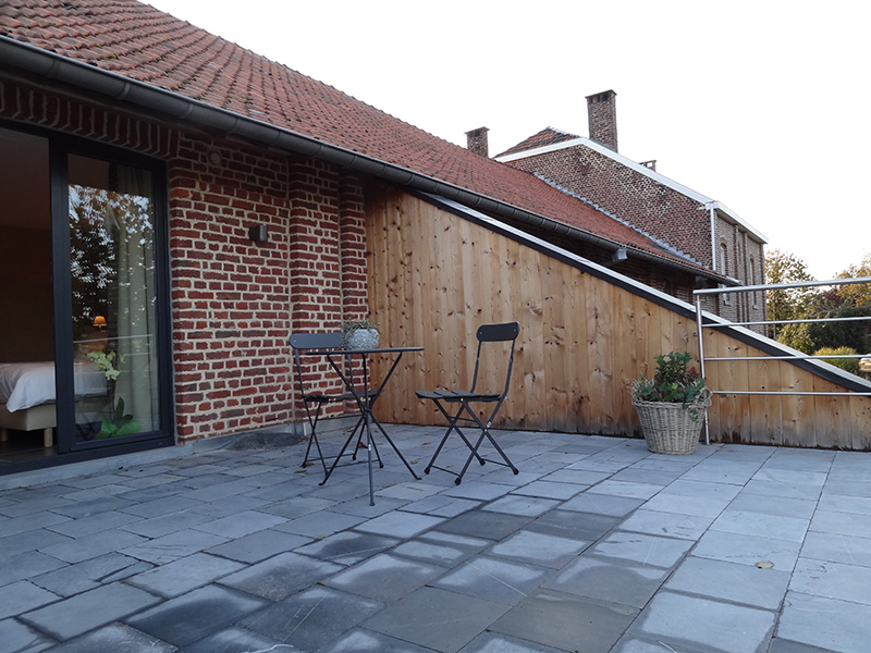 Transformation d'anciennes étables en gîte pour 22 personnes à Henri-Chapelle